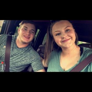 Meet your Posher, Shelbi